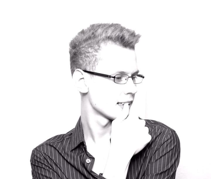 Startups, assholes and teared off computer technics